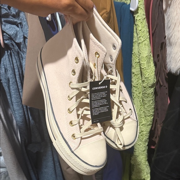 Pink Platform Converse - Picture 2 of 3